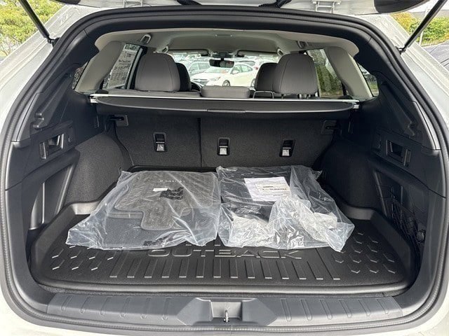 New 2025 Subaru Outback Premium image 16