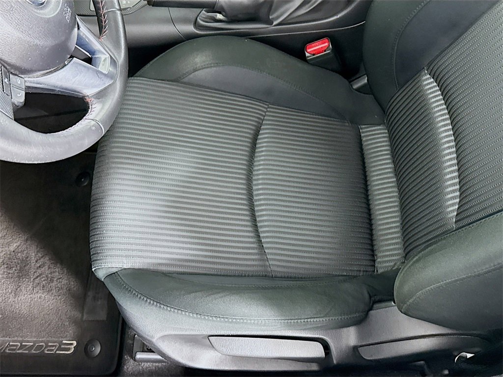 Used 2014 MAZDA MAZDA3 i Touring image 19