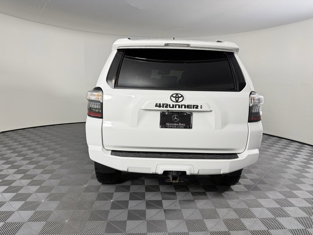 Used 2020 Toyota 4Runner SR5 Premium w/ Moonroof Package image 6