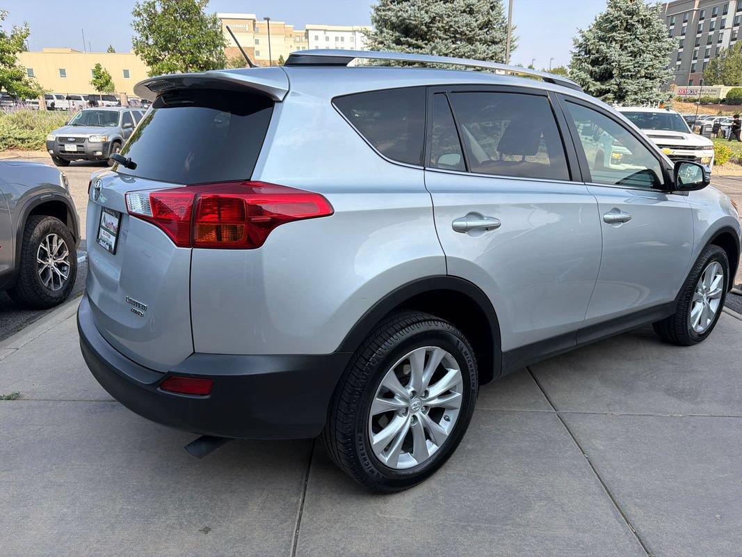 Used 2015 Toyota RAV4 Limited AWD/4WD image 6