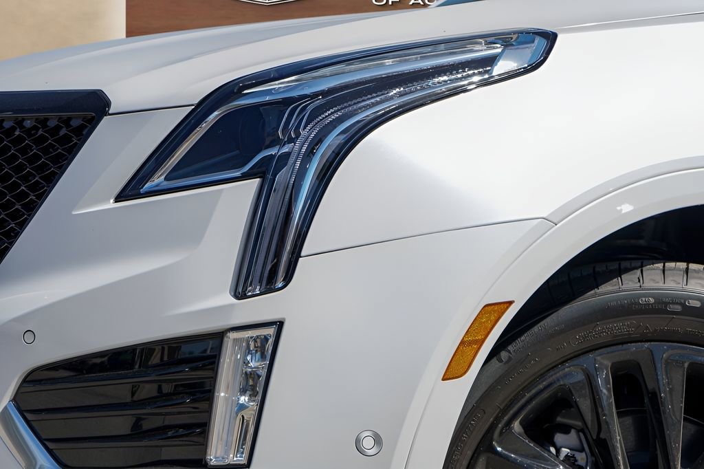 New 2026 Cadillac XT5 Premium Luxury w/ LPO, ONYX Package FWD video 2
