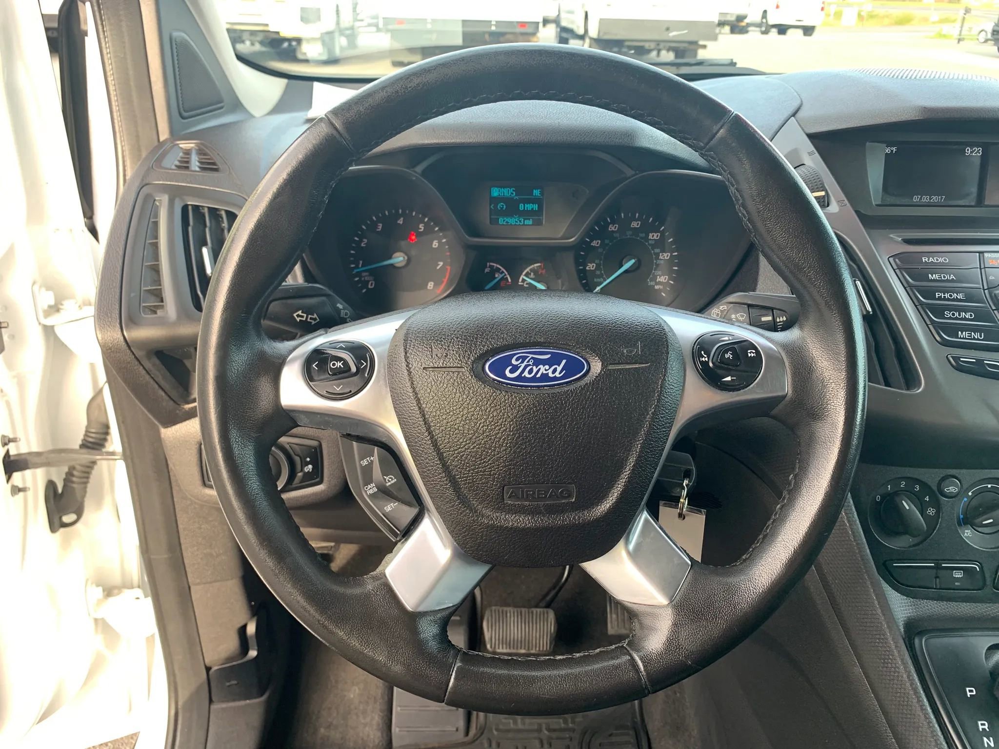 Used 2018 Ford Transit Connect XL image 10