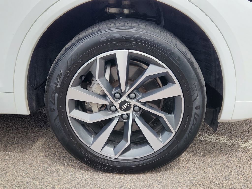 Used 2023 Audi Q5 2.0T Premium Plus image 17
