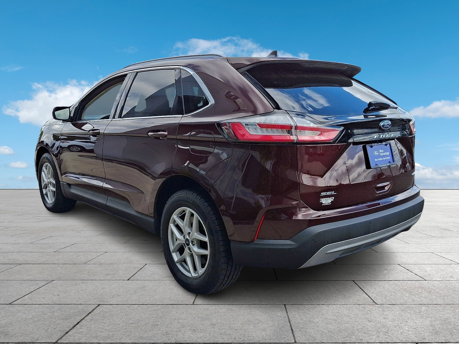Certified 2022 Ford Edge SEL AWD/4WD image 4