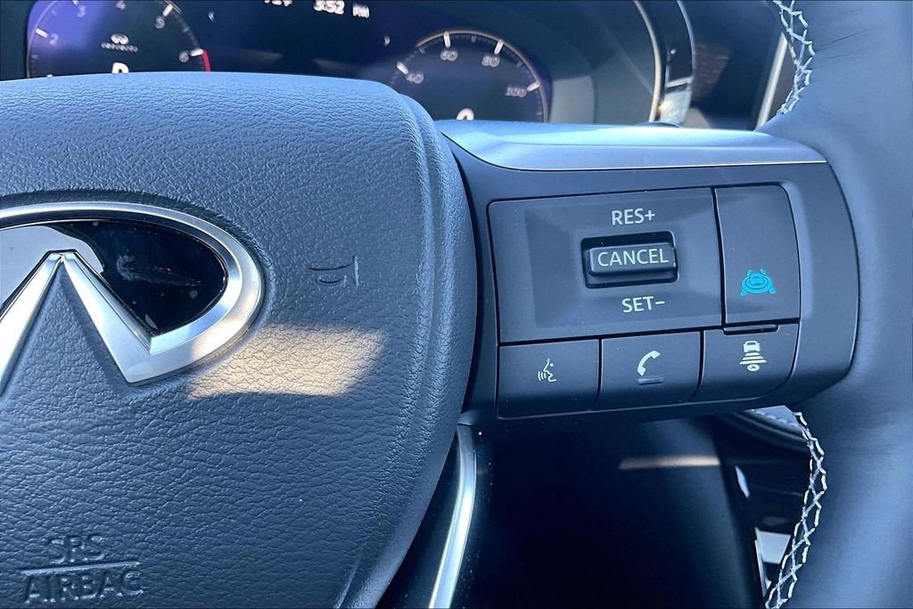 Used 2026 INFINITI QX60 Autograph w/ Dark Cargo Package image 28