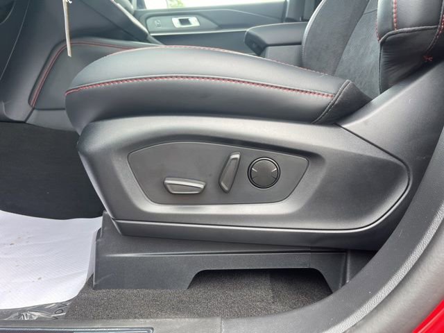 New 2025 Ford Explorer ST AWD/4WD image 30