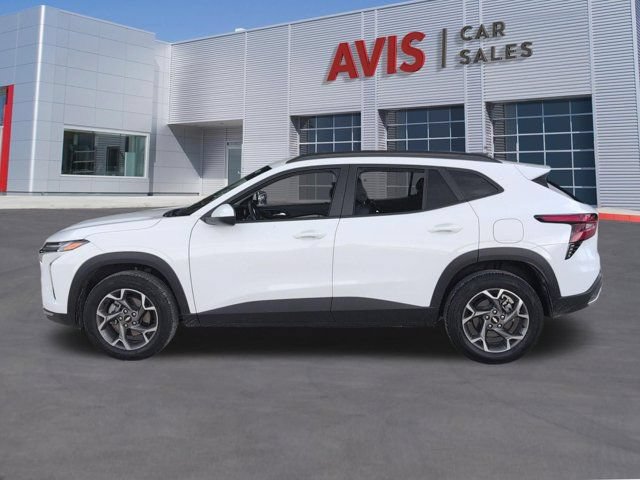 Used 2025 Chevrolet Trax LT w/ LT Convenience Package FWD image 10