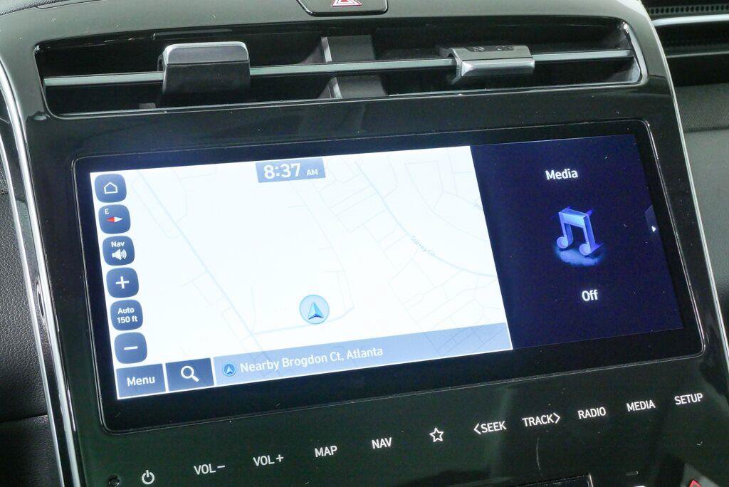 Used 2024 Hyundai Tucson Limited AWD/4WD image 15