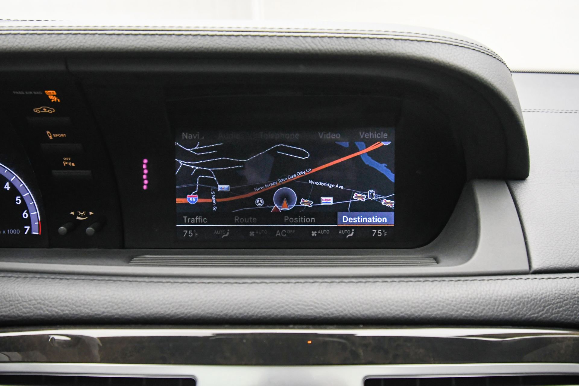 Used 2014 Mercedes-Benz CL 550 4MATIC image 40