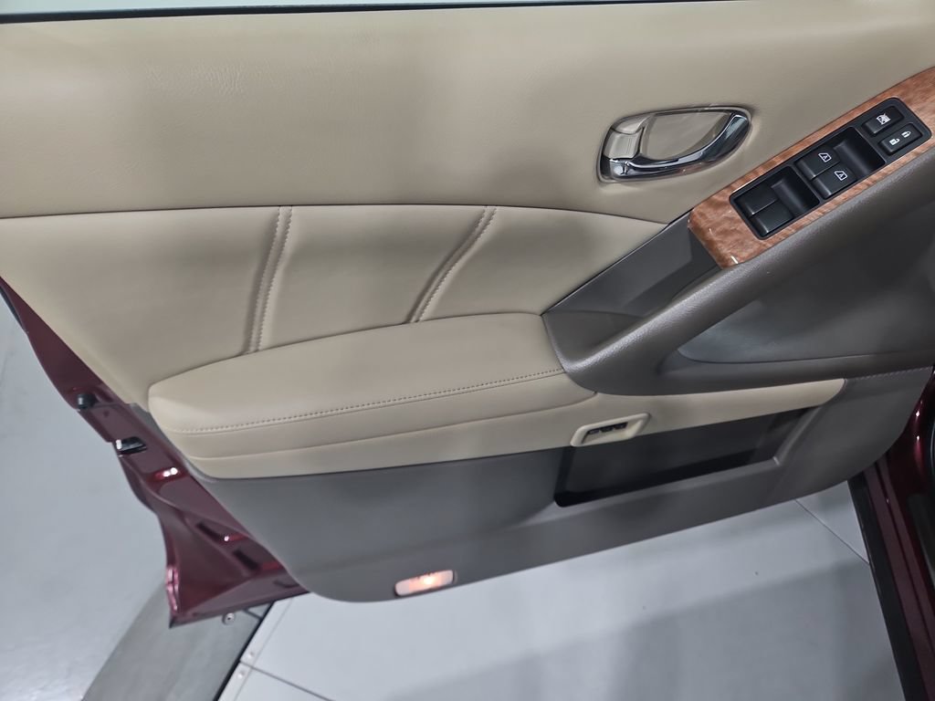 Used 2012 Nissan Murano LE w/ Platinum Pkg AWD/4WD image 11