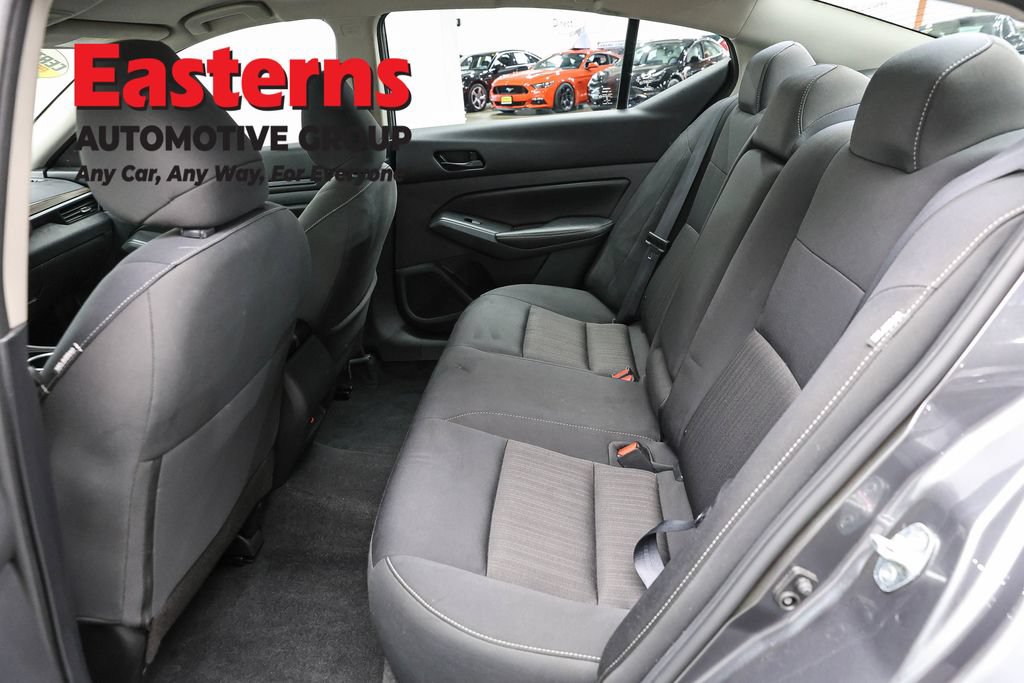 Used 2024 Nissan Altima 2.5 SV FWD image 21