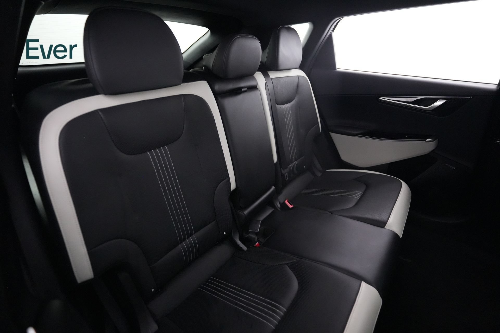 Used 2024 Kia EV6 GT-Line RWD image 5