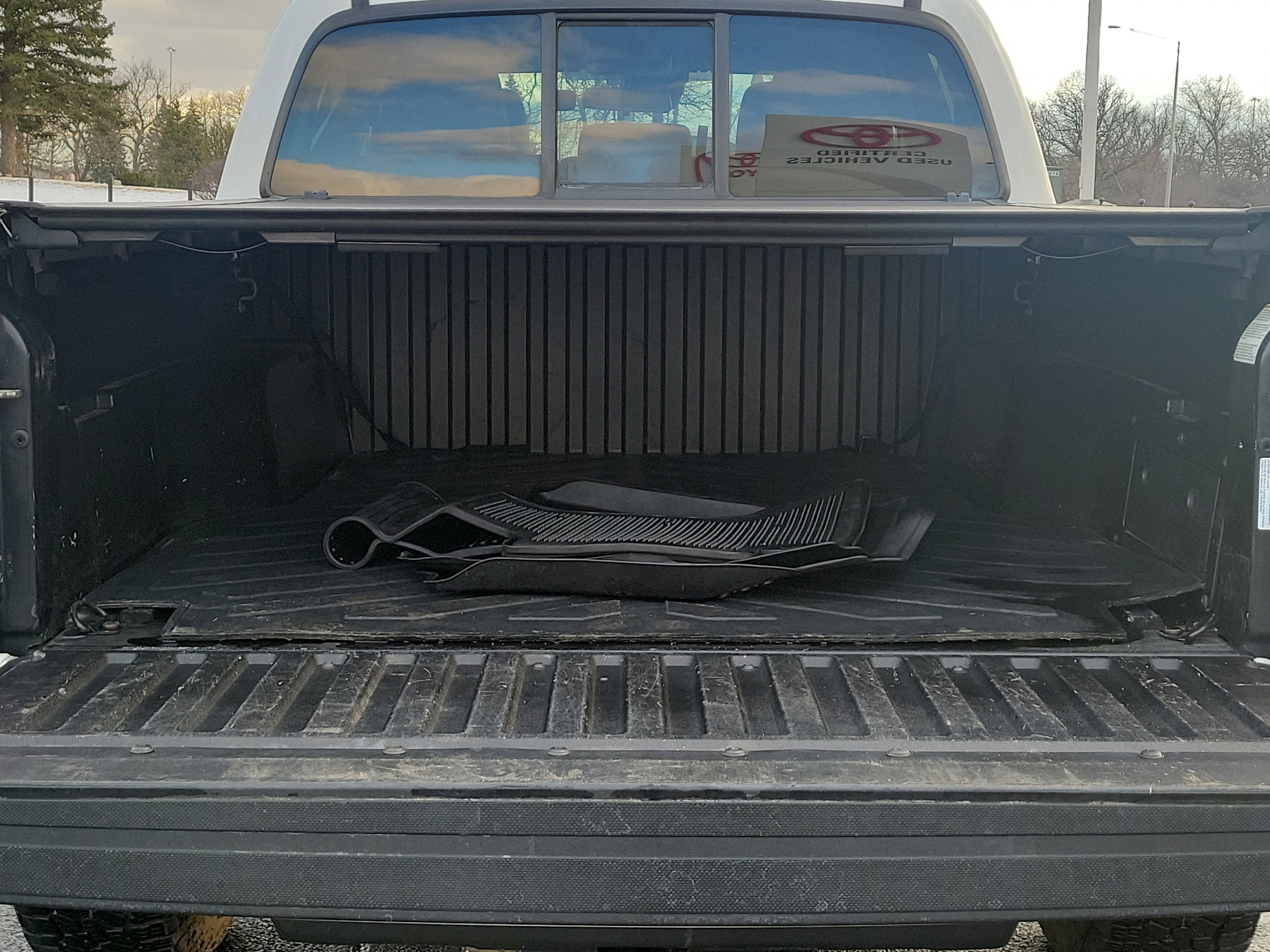 Certified 2019 Toyota Tacoma SR w/ SR Convenience Package image 9