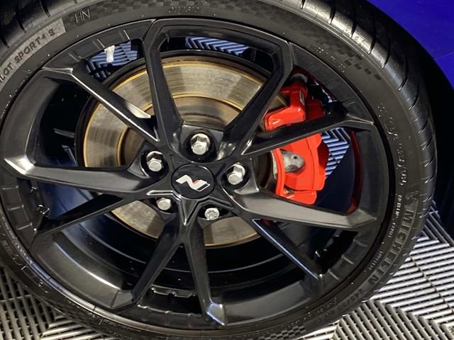 Used 2024 Hyundai Elantra N Base image 30