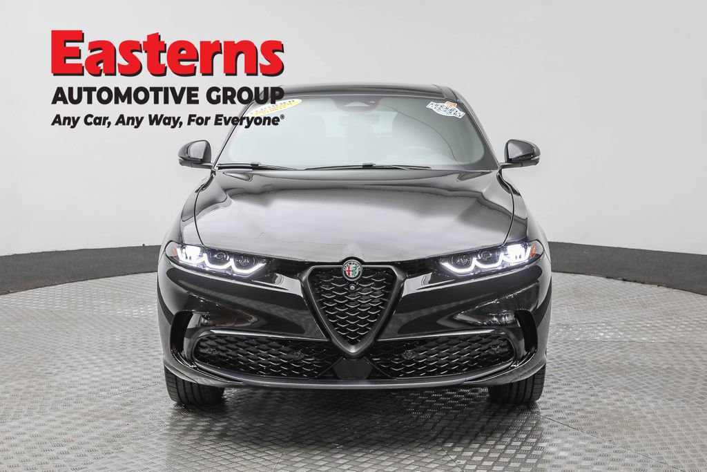 Used 2024 Alfa Romeo Tonale Veloce image 2