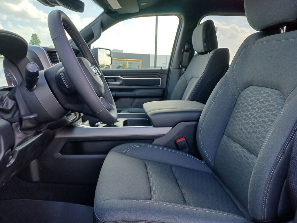 New 2026 RAM 1500 Big Horn AWD/4WD image 5