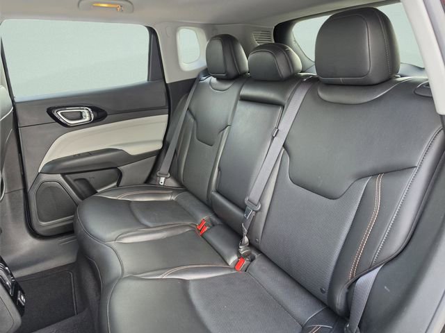 Used 2022 Jeep Compass Limited AWD/4WD image 19