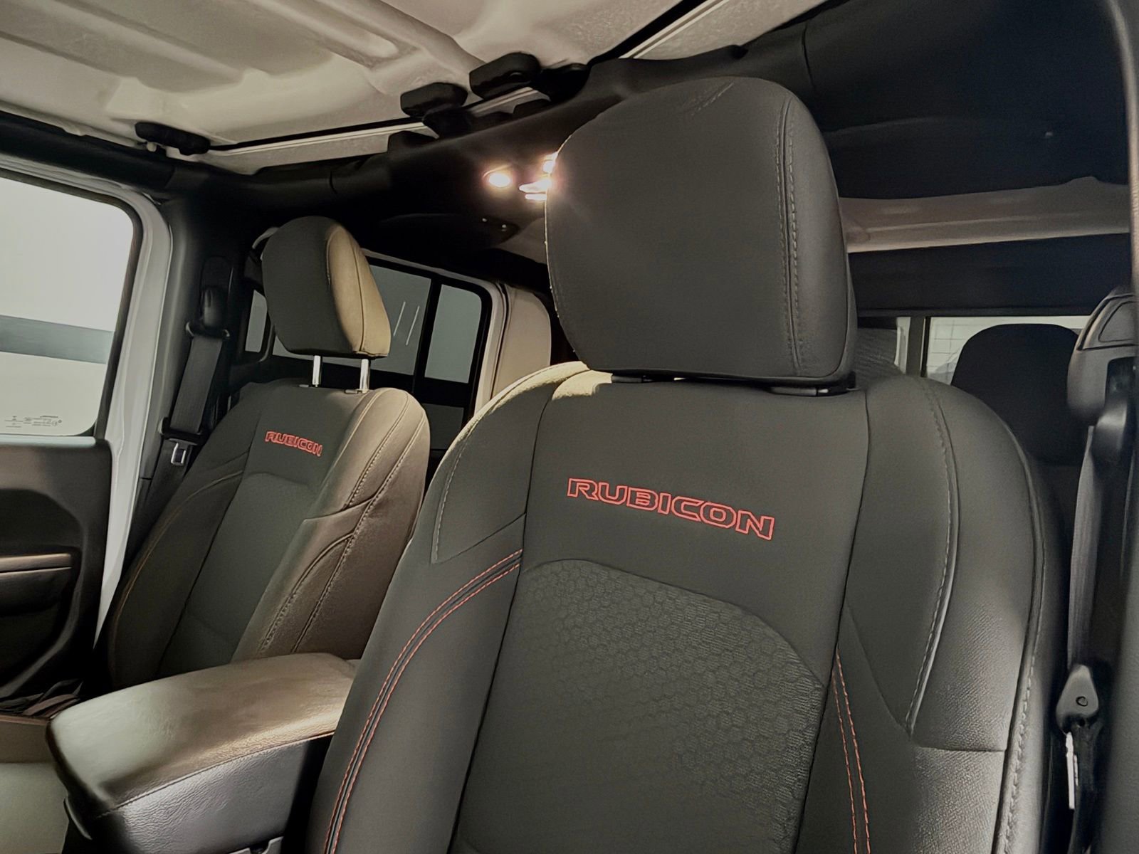 Used 2022 Jeep Gladiator Rubicon w/ Trailer Tow Package AWD/4WD image 23