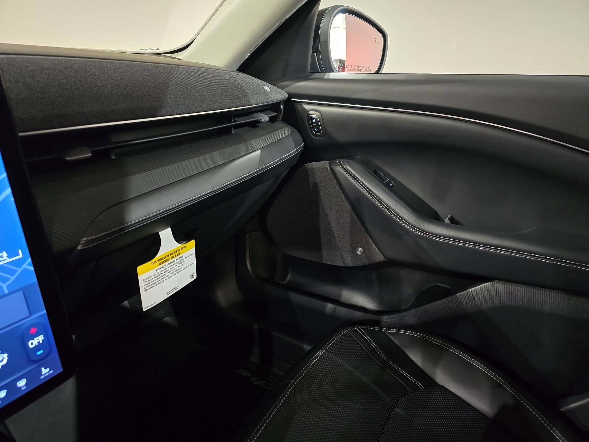 New 2025 Ford Mustang Mach-E Premium image 27