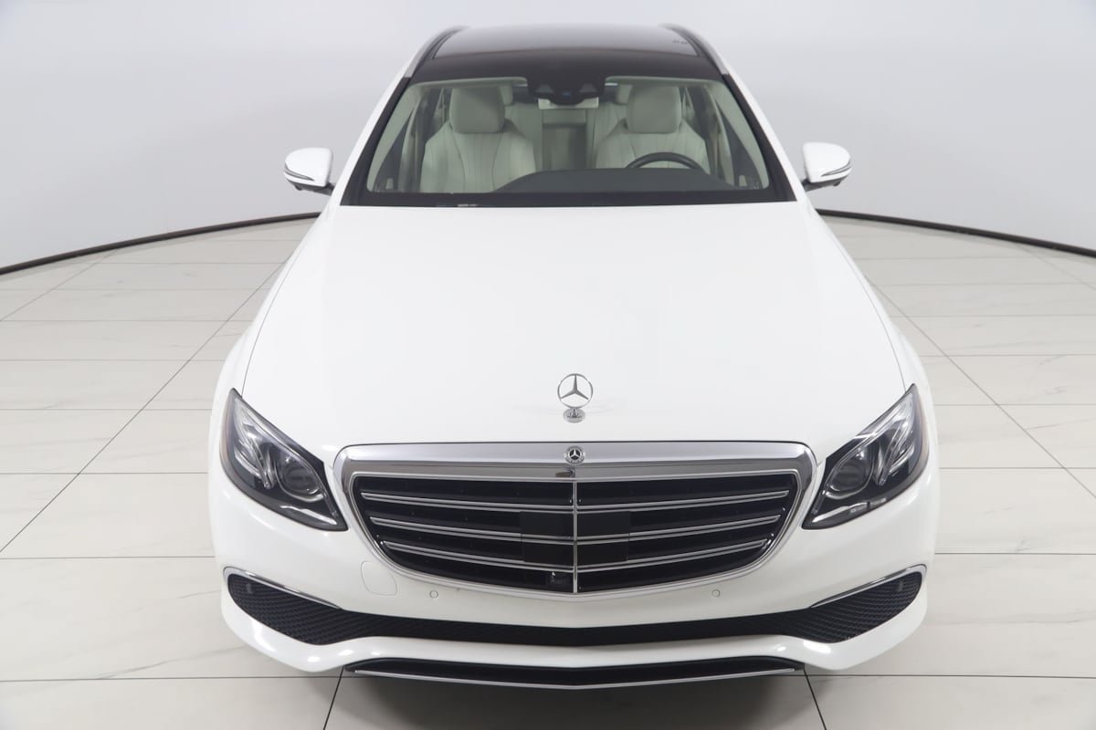 Used 2020 Mercedes-Benz E 450 4MATIC Wagon w/ Premium Package image 60