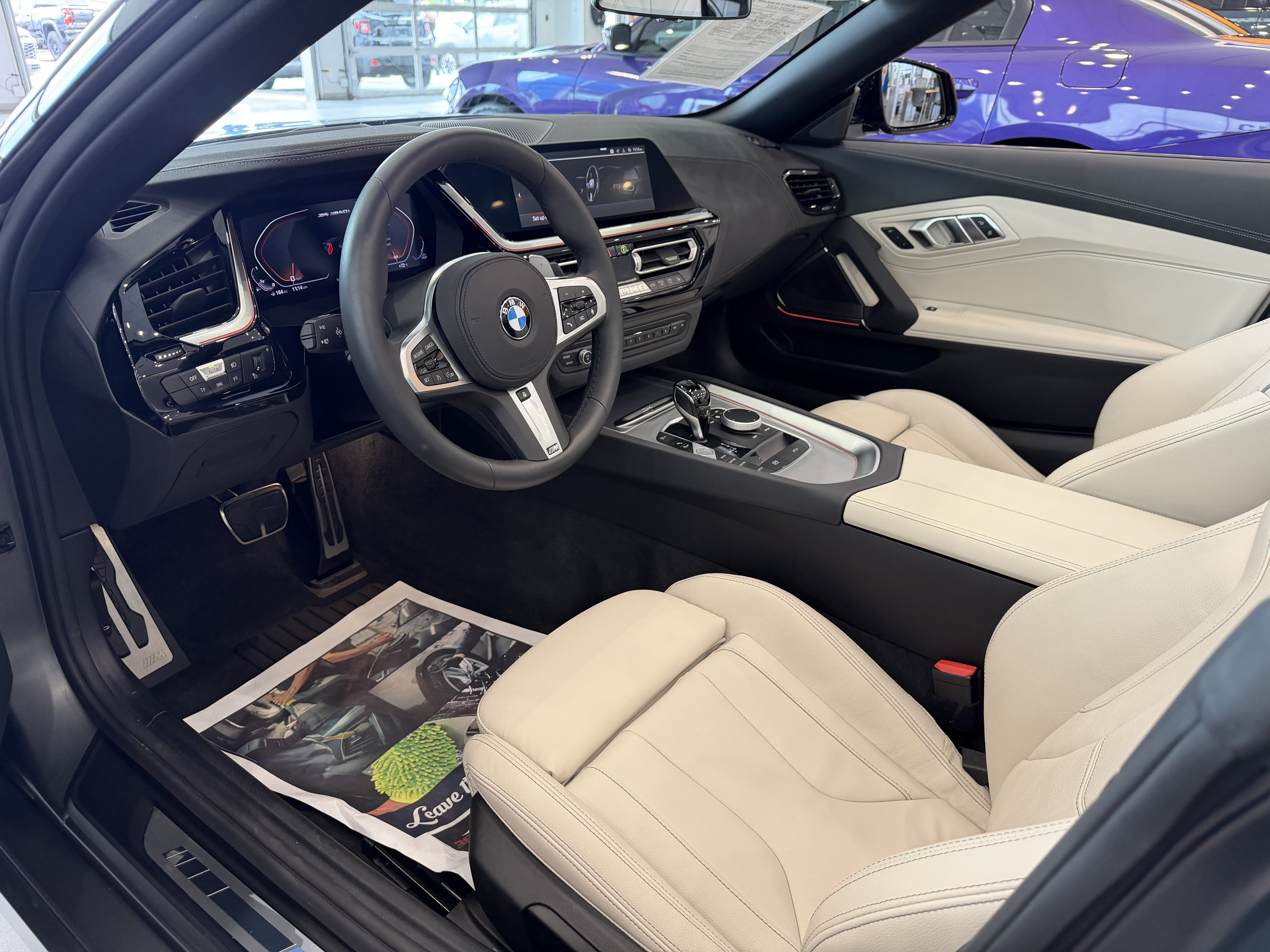 Used 2025 BMW Z4 M40i RWD image 11