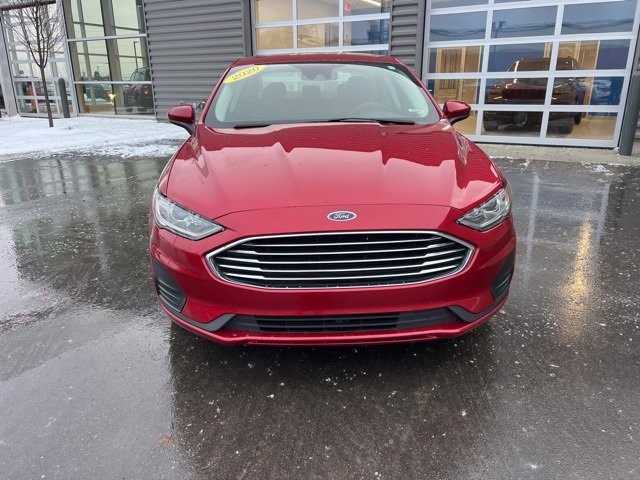 Used 2020 Ford Fusion SE image 2
