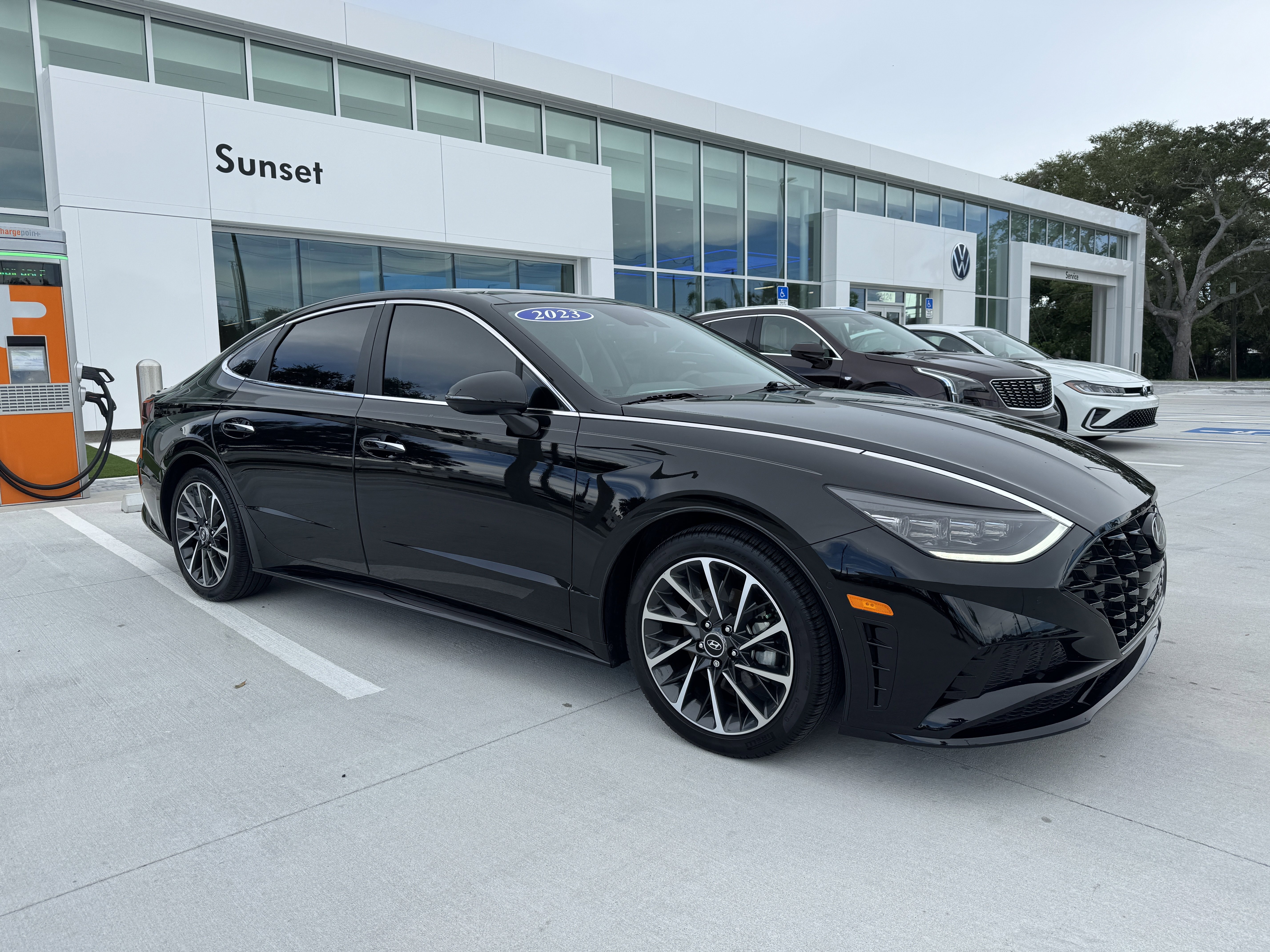 Used 2023 Hyundai Sonata Limited w/ Cargo Package