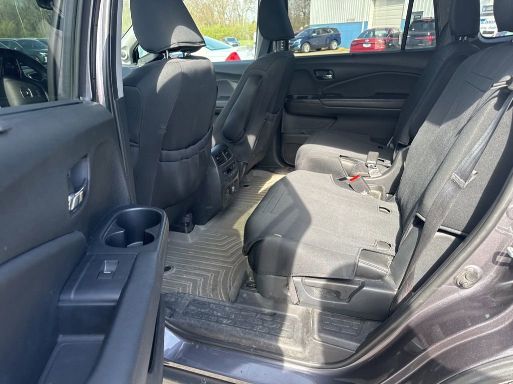 Used 2021 Honda Pilot Touring image 8