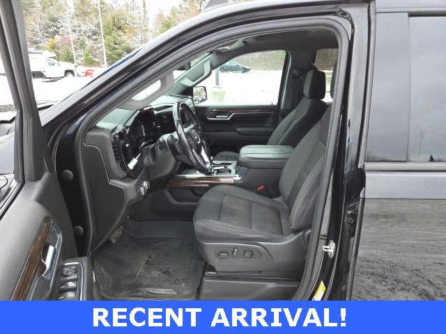 Used 2023 GMC Sierra 1500 Elevation w/ Preferred Package image 17