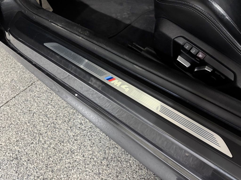 Used 2016 BMW M4 Coupe RWD image 39