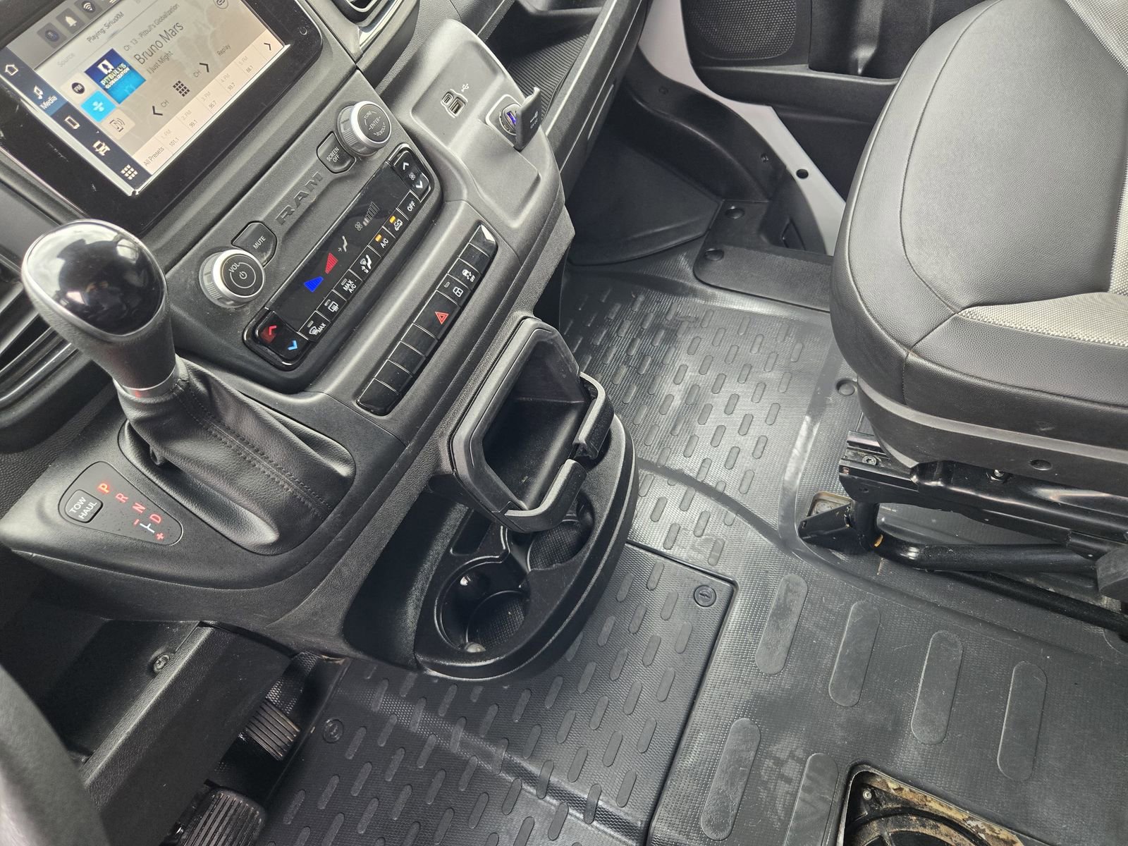 Used 2023 RAM ProMaster 2500 FWD image 18