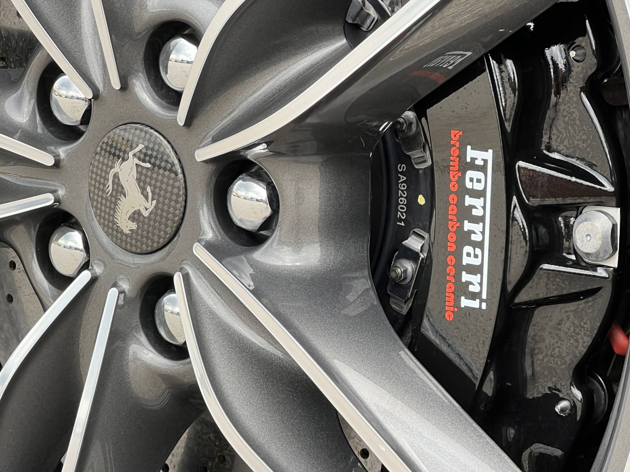 Used 2024 Ferrari Roma Spider RWD image 21