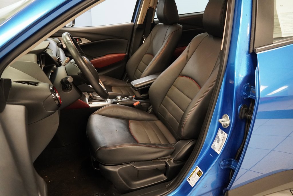 Used 2016 MAZDA CX-3 Touring w/ Premium Package image 3