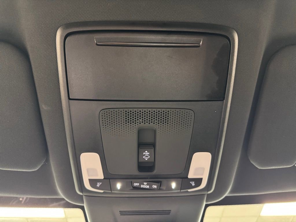 Used 2025 Honda CR-V Sport image 45