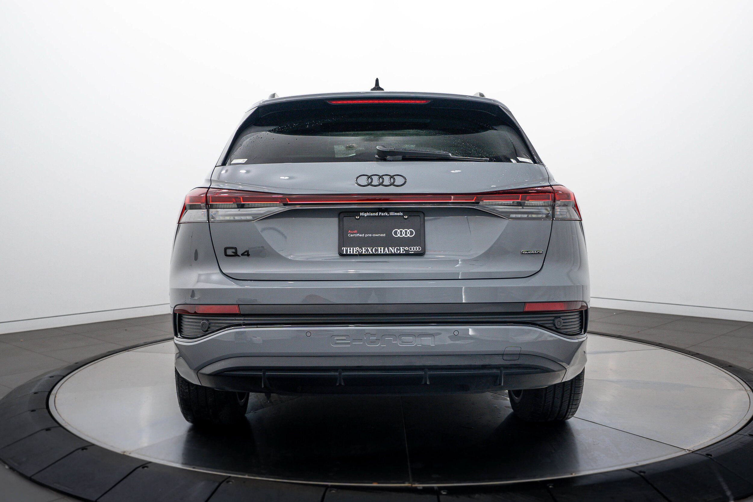 Certified 2024 Audi Q4 e-tron Premium Plus w/ Premium Plus AWD/4WD image 18