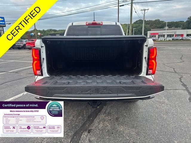 Used 2026 Chevrolet Colorado Z71 w/ Technology Package AWD/4WD image 8