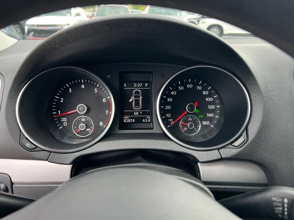 Used 2012 Volkswagen Golf 4-Door FWD image 18