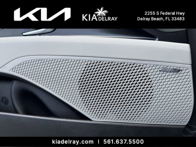 Used 2024 Hyundai Elantra Limited image 17