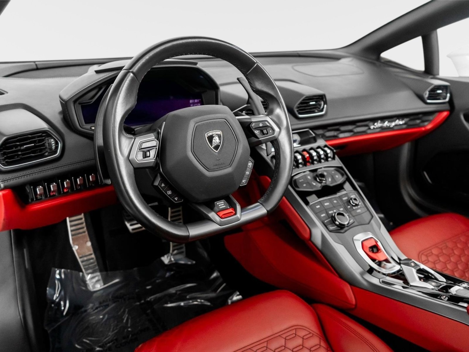 Used 2018 Lamborghini Huracan LP 580-2 image 2