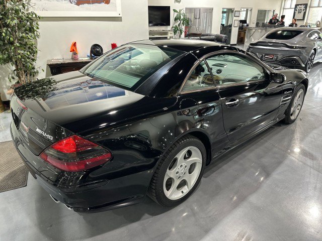Used 2005 Mercedes-Benz SL 55 AMG image 2