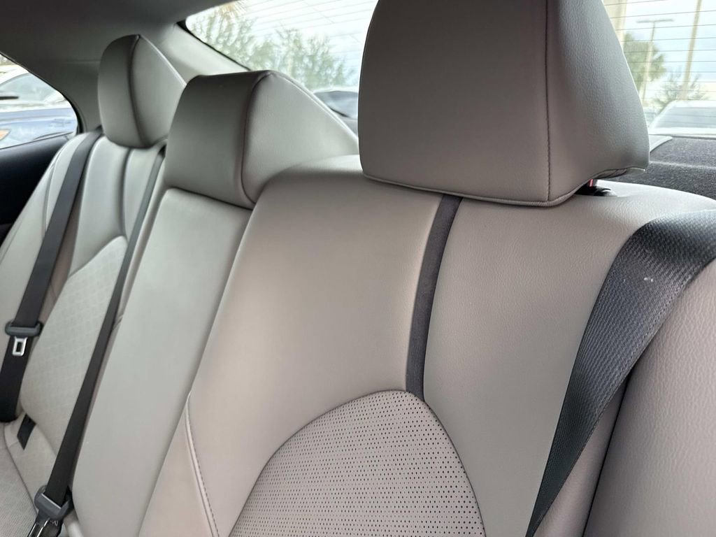 Used 2024 Toyota Camry XSE image 15