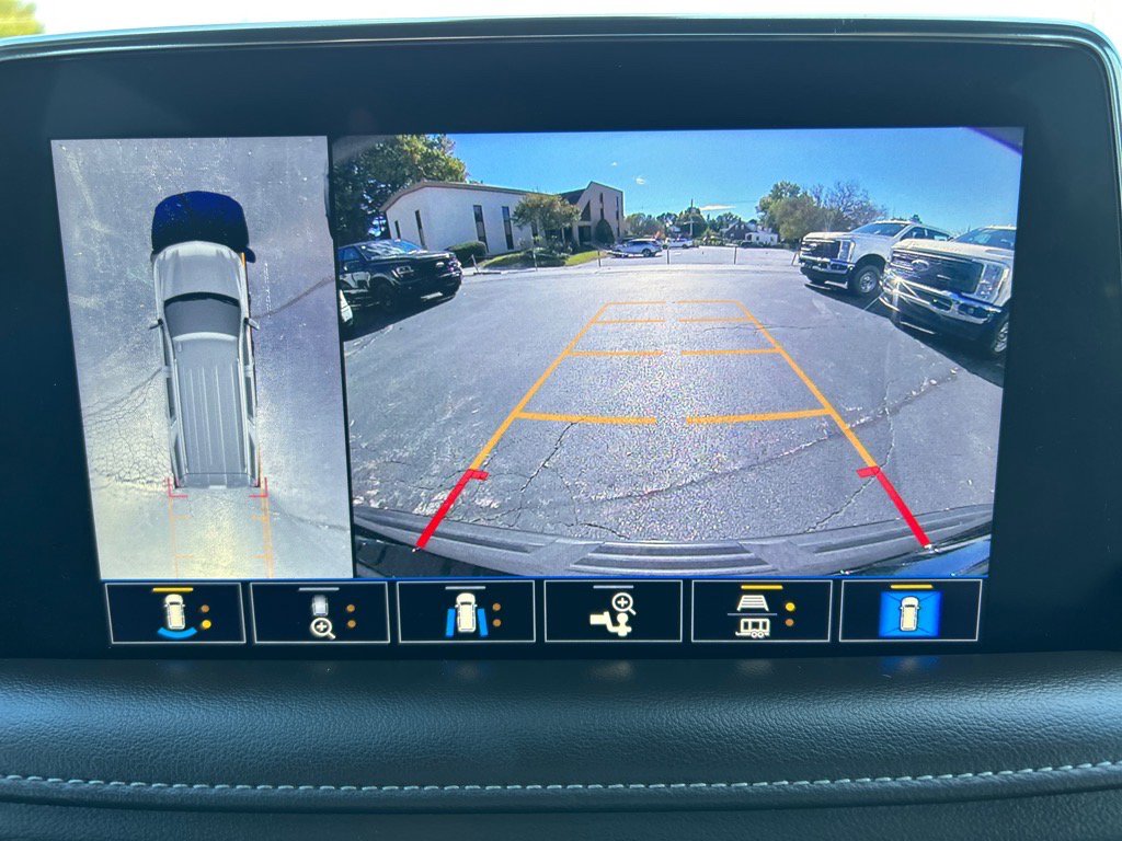 Used 2021 Chevrolet Tahoe LT w/ LT Signature Package image 32