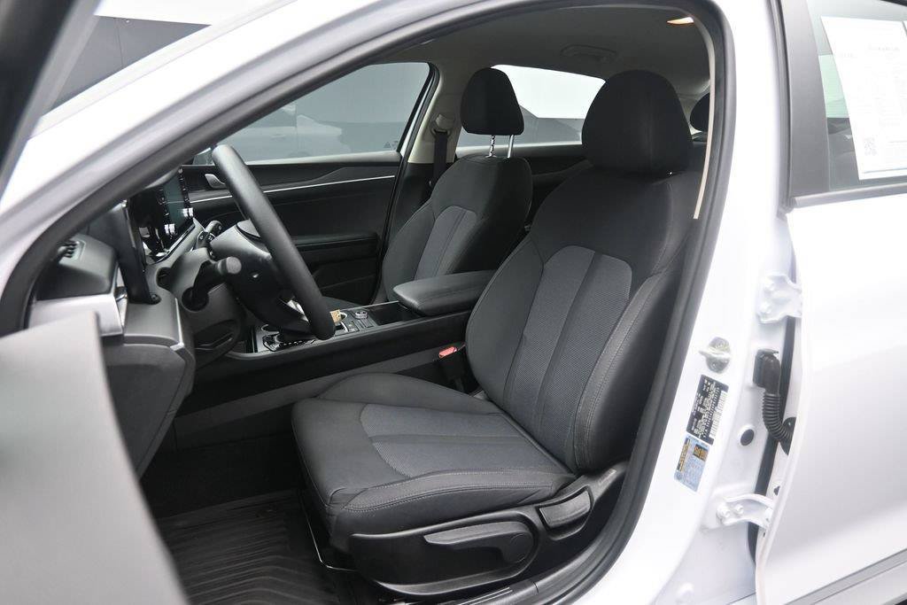 Used 2023 Kia K5 LXS FWD image 17
