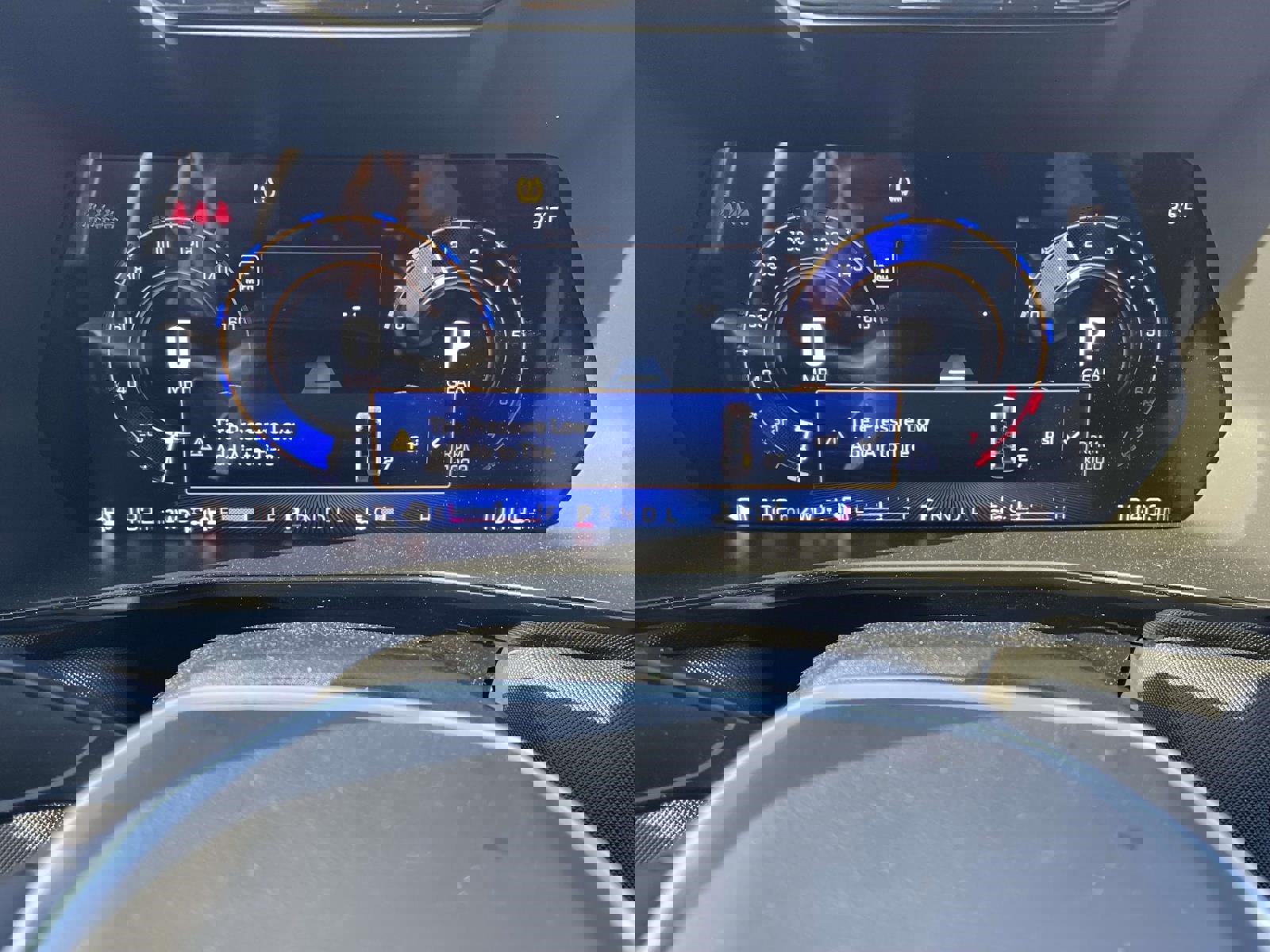 Used 2025 Chevrolet Colorado Z71 w/ Technology Package image 17