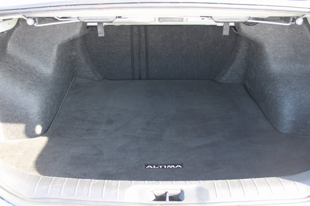 Used 2024 Nissan Altima 2.5 SV image 35