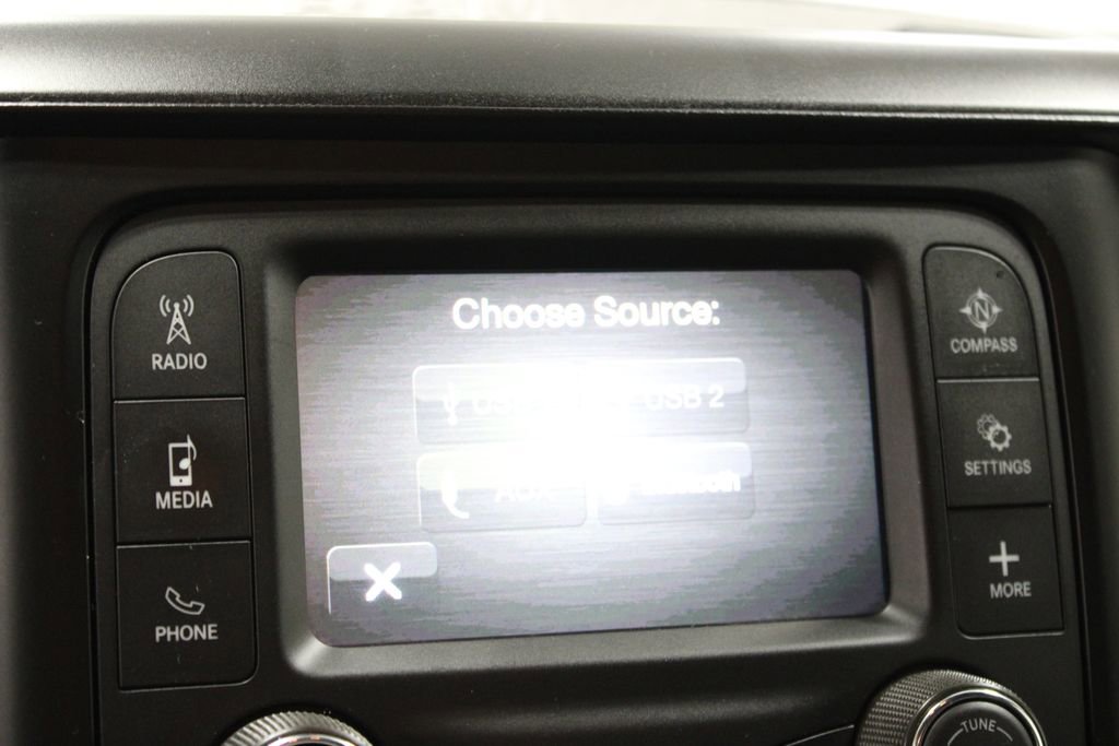 Used 2024 RAM 2500 Tradesman w/ Chrome Appearance Group image 38