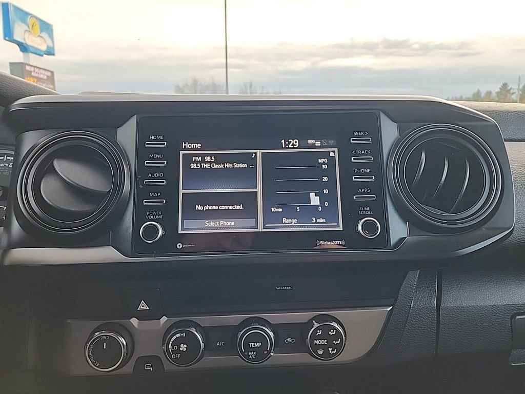 Used 2021 Toyota Tacoma SR image 21