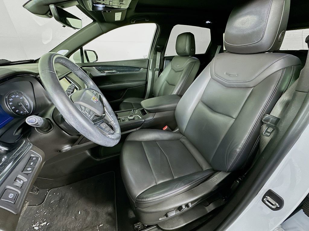 Used 2023 Cadillac XT5 Premium Luxury w/ Technology Package image 28