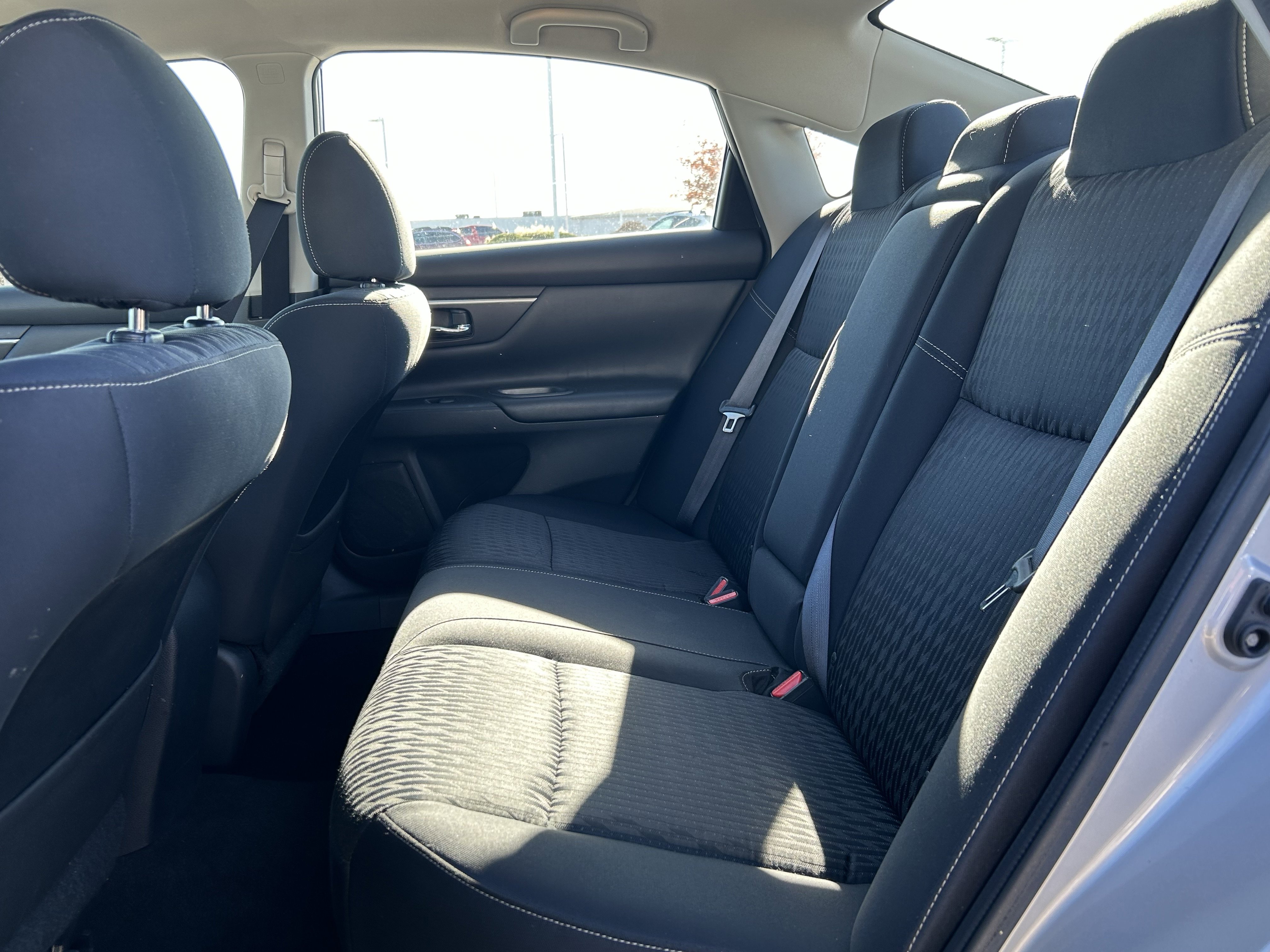 Used 2018 Nissan Altima 2.5 SV image 21