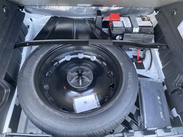 Used 2023 Mercedes-Benz GLC 300 4MATIC image 9